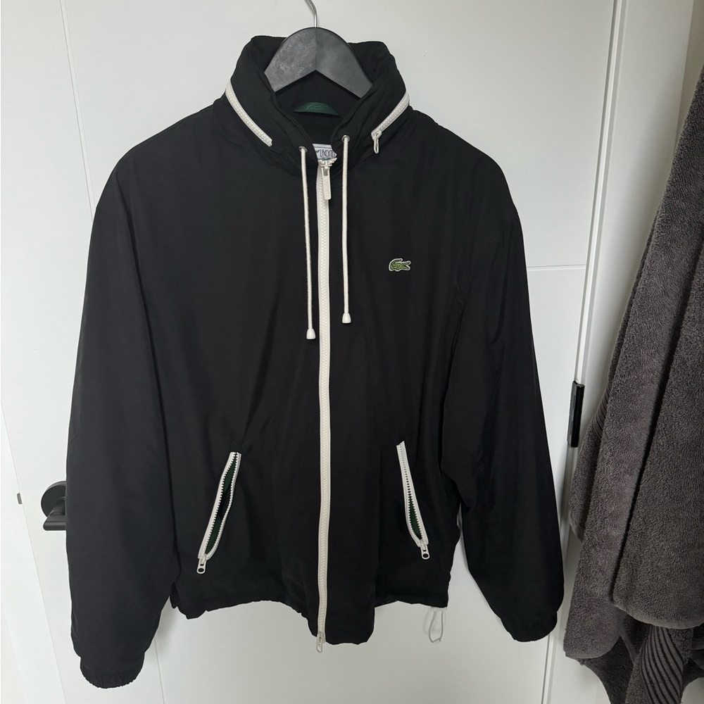 Lacoste Zip Up 💨 🌧️ Jacket (size men’s small, fits like a men’s medium )